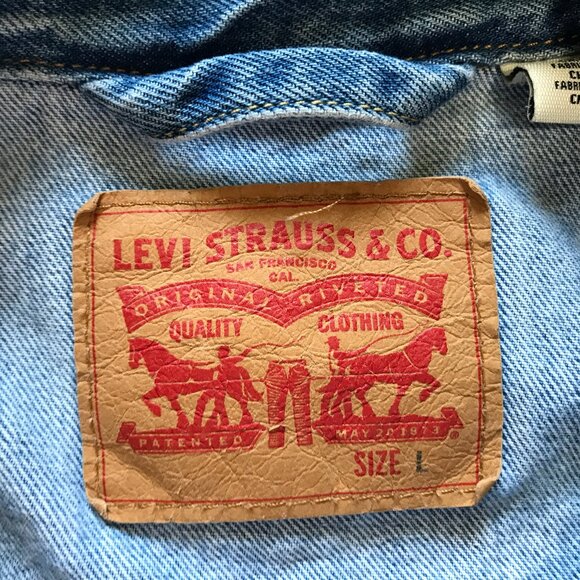 Levi's Trucker Jacket Size L Motocross Printed Sleeve Blue Denim - Picture 6 of 9